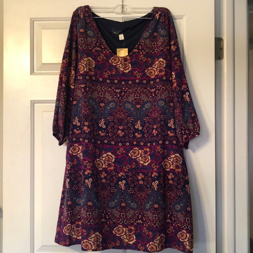 Floral 3/4 sleeve dress. New with tags.